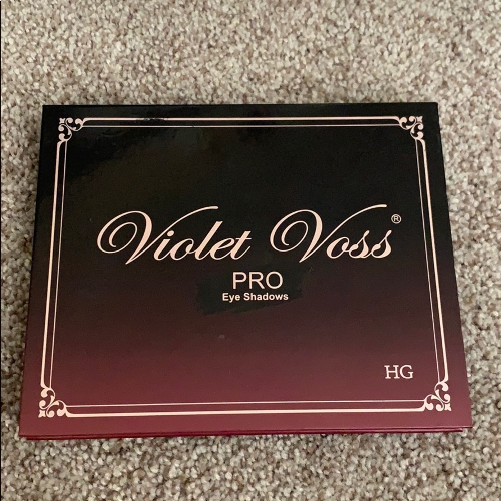 Violet Voss Pro eyeshadow-My holy grail